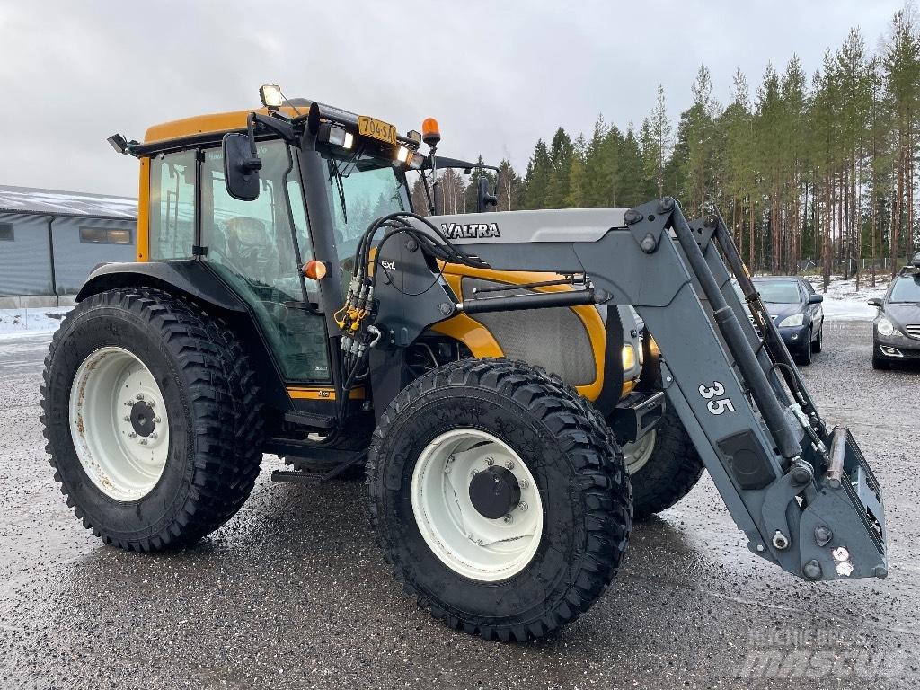 Valtra A 95 Traktory