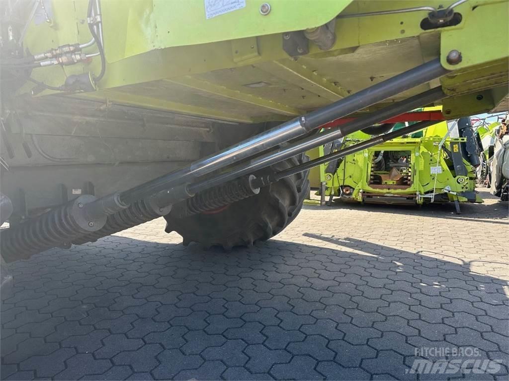 CLAAS Lexion 540 Kombinované zberacie stroje