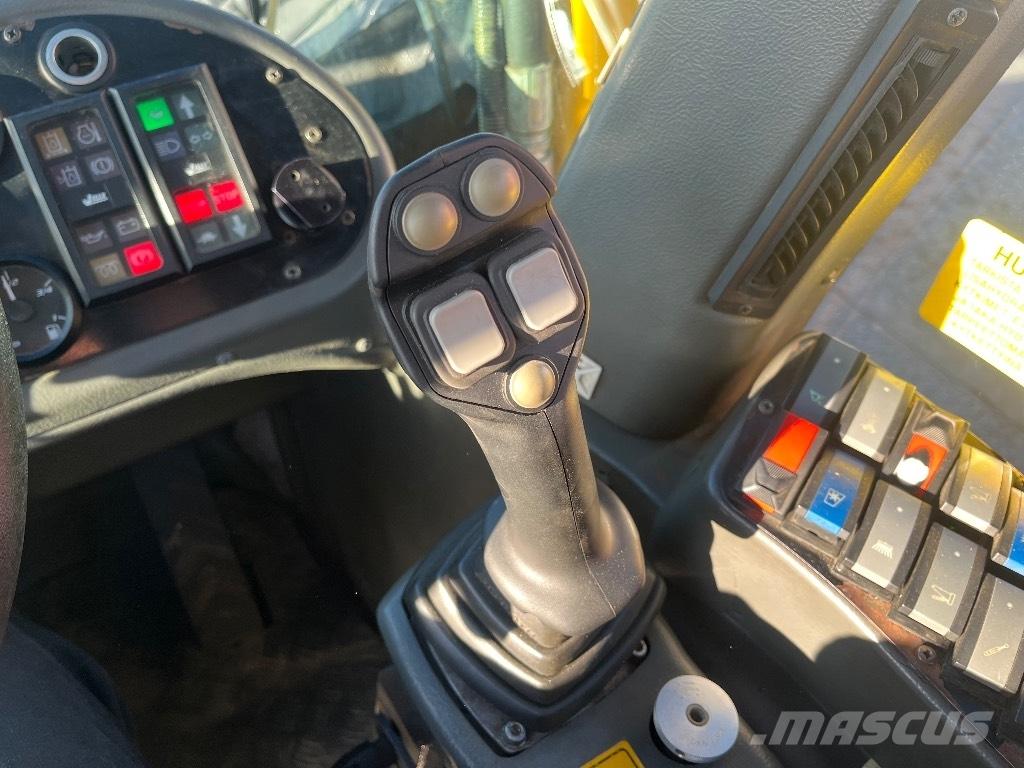 Wille 655 / MYYTY, sold Kompaktné traktory