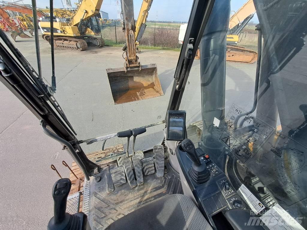 Volvo EC220EL Pásové rýpadlá