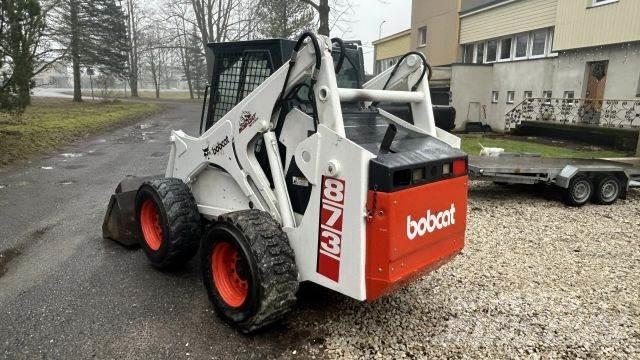 Bobcat 873 Šmykom riadené nakladače