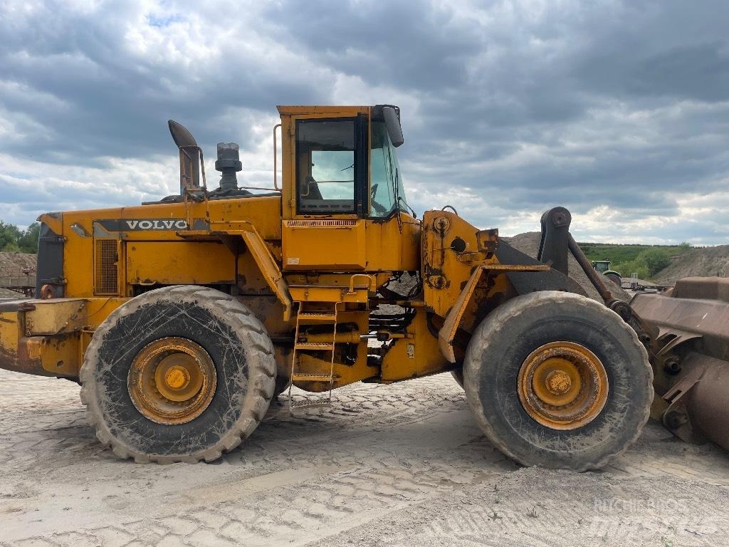 Volvo L 180 C Kolesové nakladače
