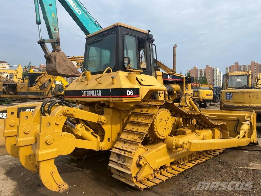CAT D6R Pásové dozéry
