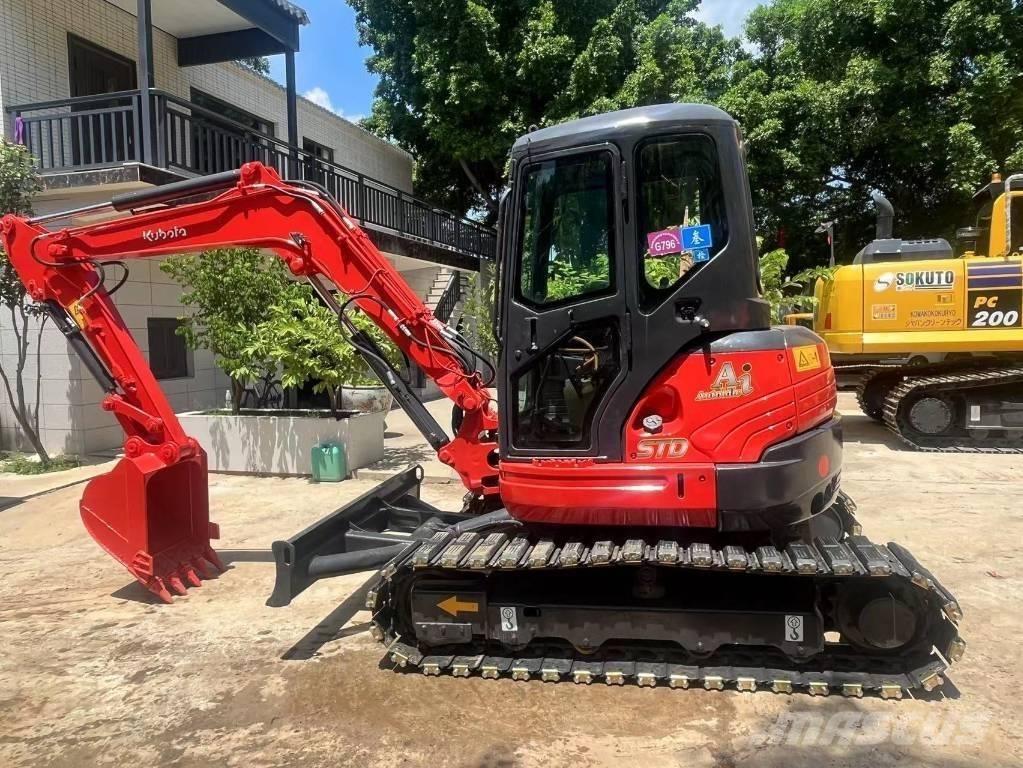 Kubota KX155-3 Pásové rýpadlá