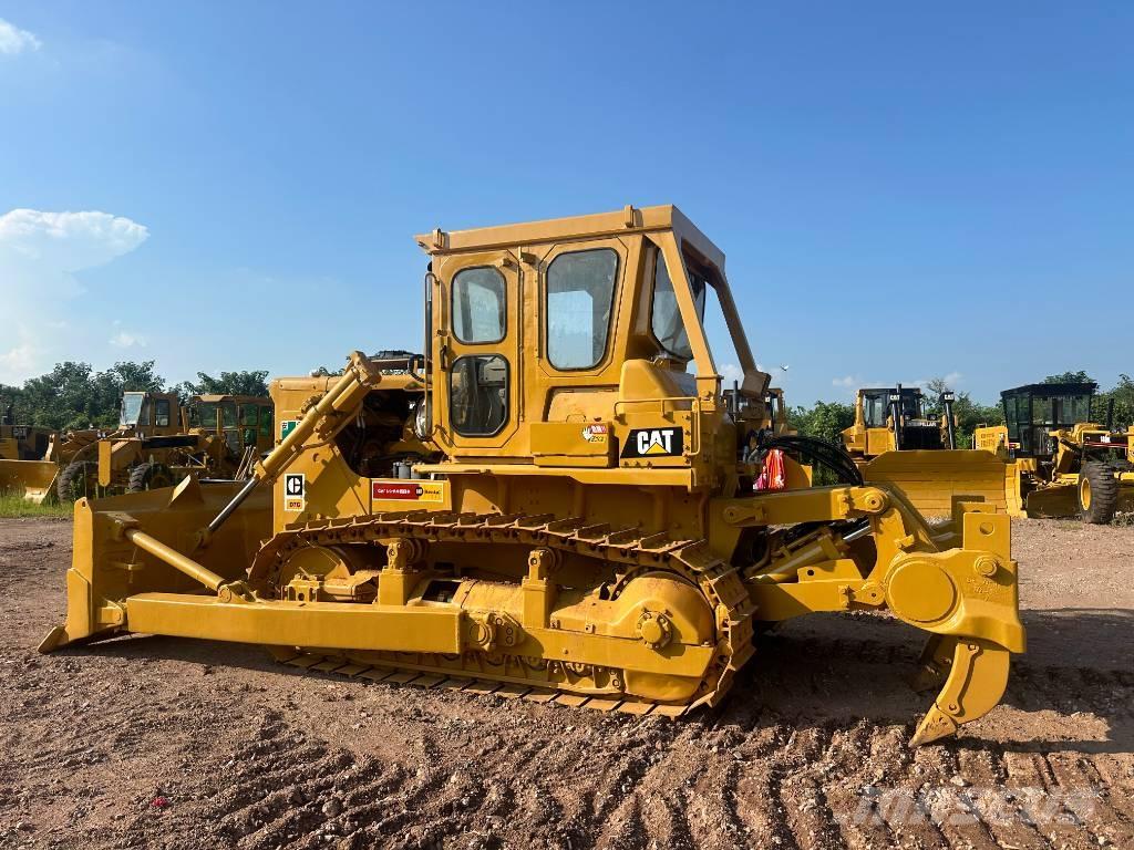 CAT D 7 G Pásové dozéry
