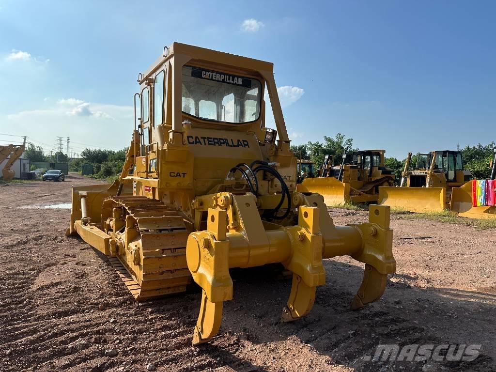 CAT D 7 G Pásové dozéry