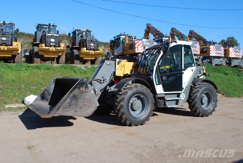 Liebherr T 55-7s Teleskopické manipulátory