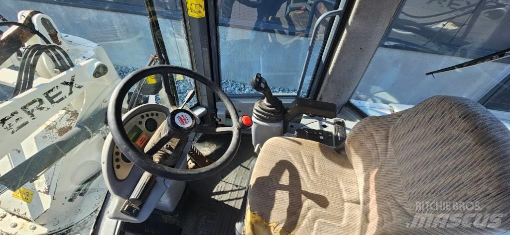 Terex TL 70 S Kolesové nakladače