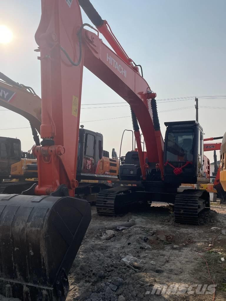 Hitachi ZX 210 Pásové rýpadlá