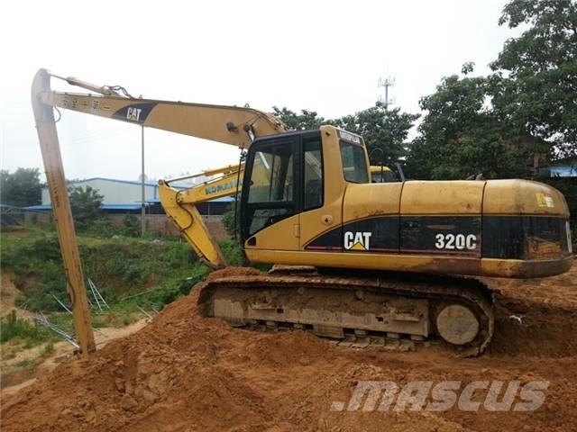 CAT 320 C Rýpadlá s dlhým dosahom