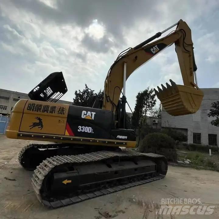 CAT 330D2 Pásové rýpadlá