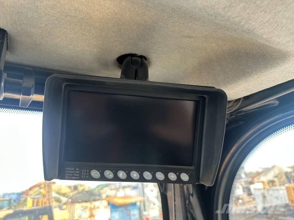 CAT 963K Pásové nakladače