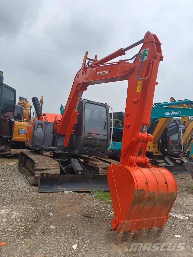 Hitachi ZX 70 Pásové rýpadlá