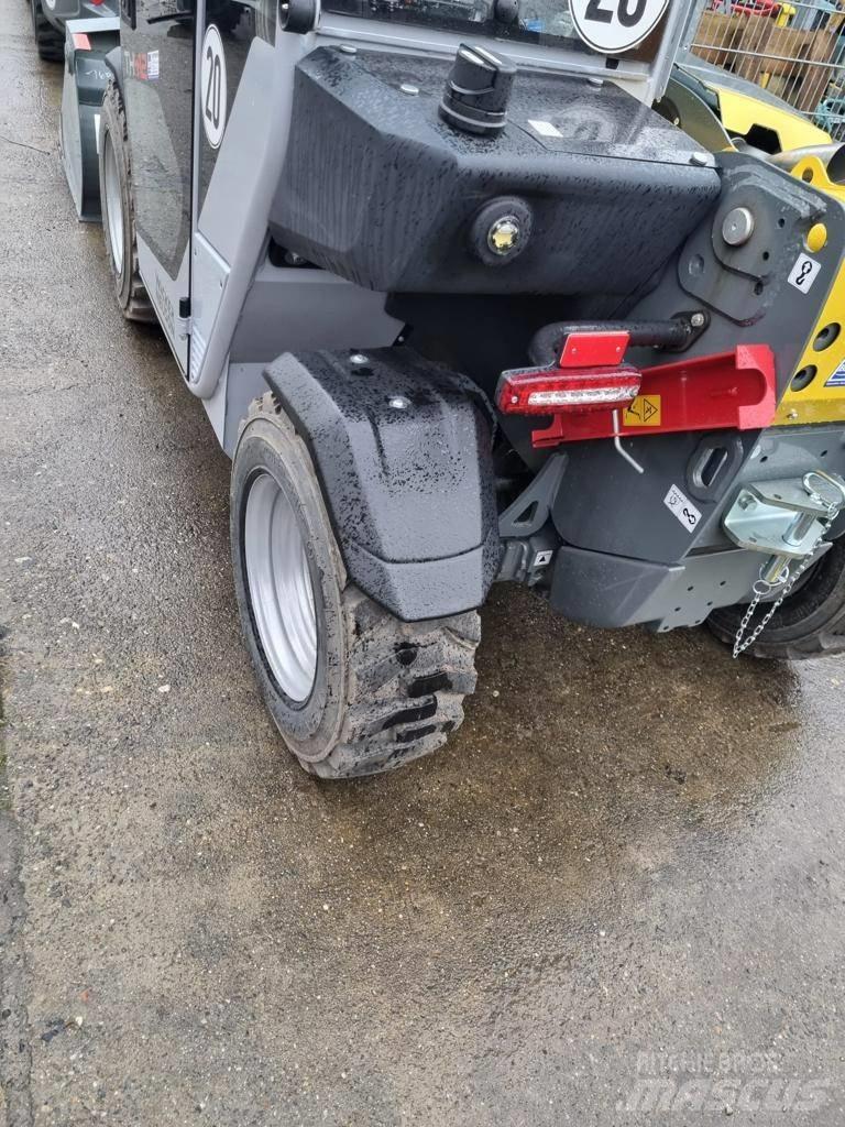 Wacker Neuson TH 412 Teleskopické manipulátory