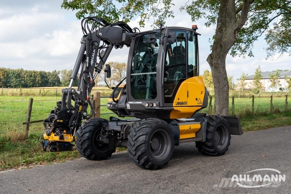 Mecalac 7 MWR Engcon Kolesové rýpadlá