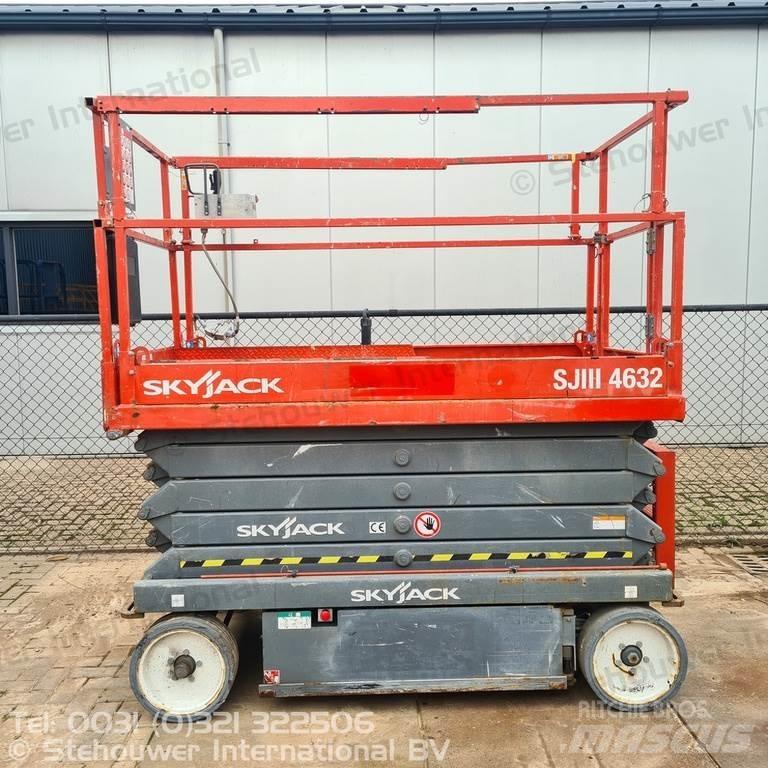SkyJack SJ4632 Nožnicové zdvíhacie plošiny