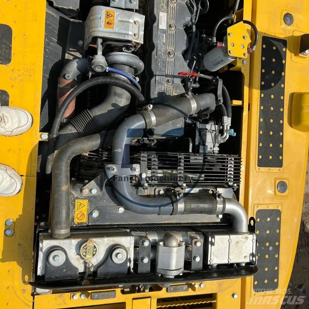 Komatsu PC 200 Pásové rýpadlá