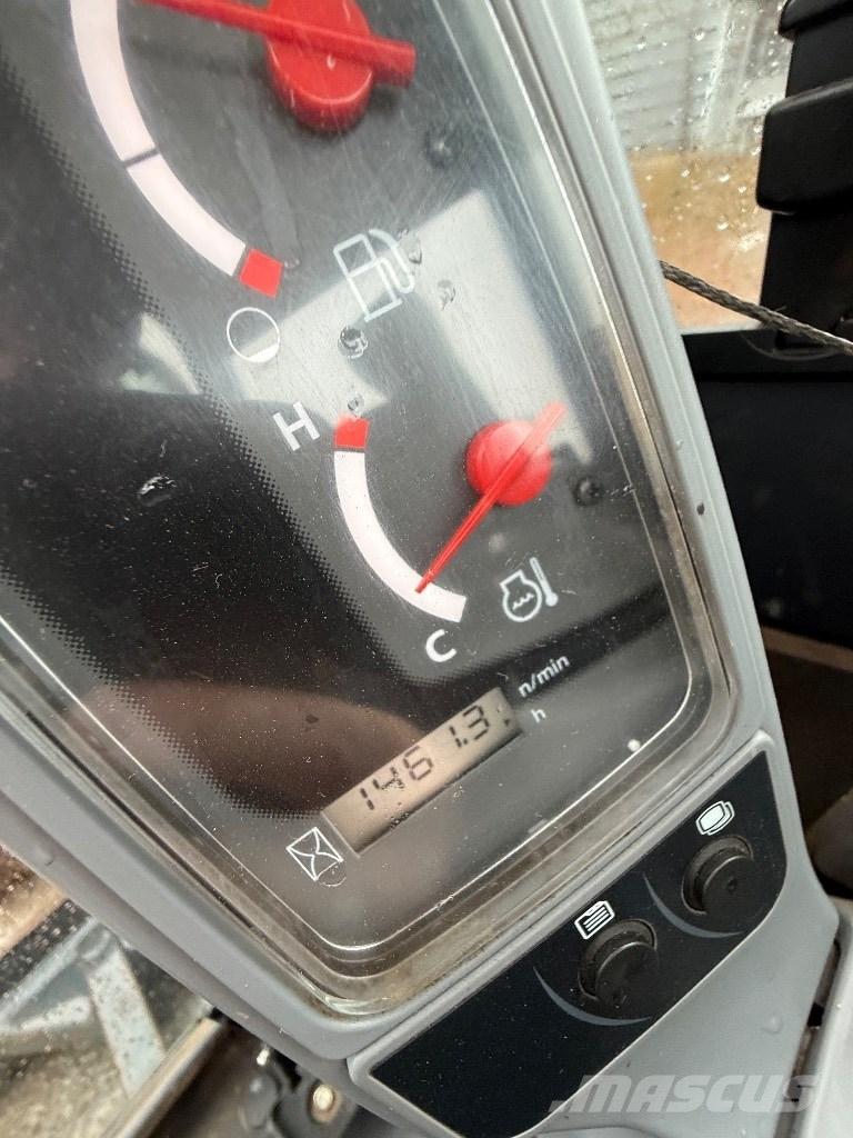 Kubota U 27-4 Mini rýpadlá < 7t