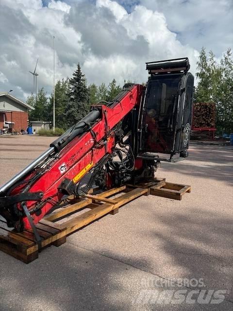 Loglift F118ST9.6 Lesnícke žeriavy
