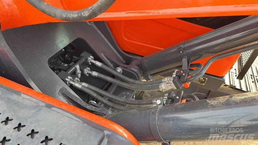 Doosan DX 225 LC Pásové rýpadlá