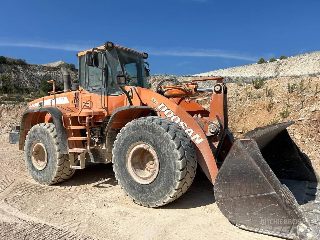 Doosan DL 400 Kolesové nakladače