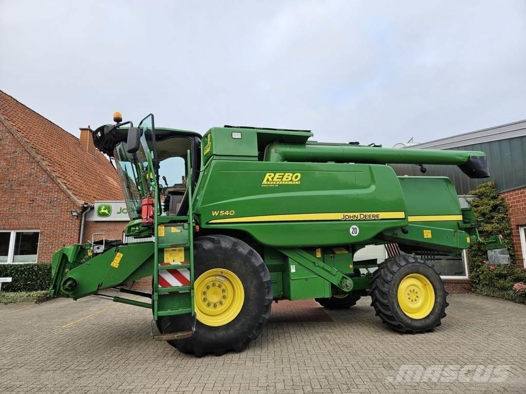 John Deere W540 Kombinované zberacie stroje