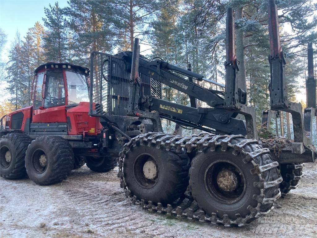 Komatsu 895 Lesné traktory