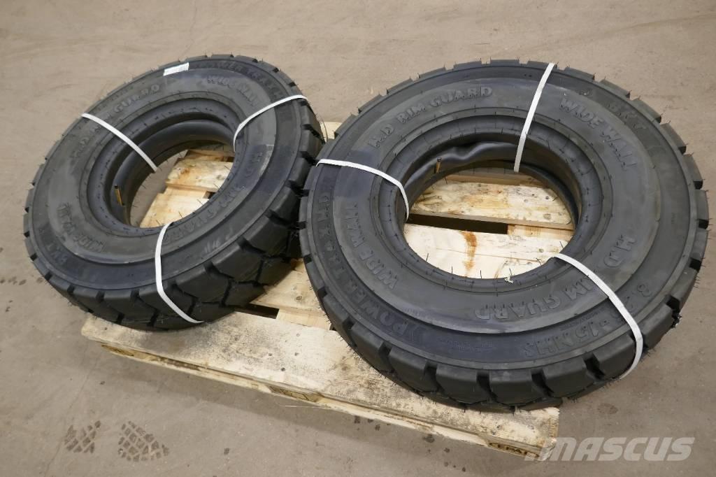 BKT 8.25-15 14 Pneumatiky, kolesá a ráfiky