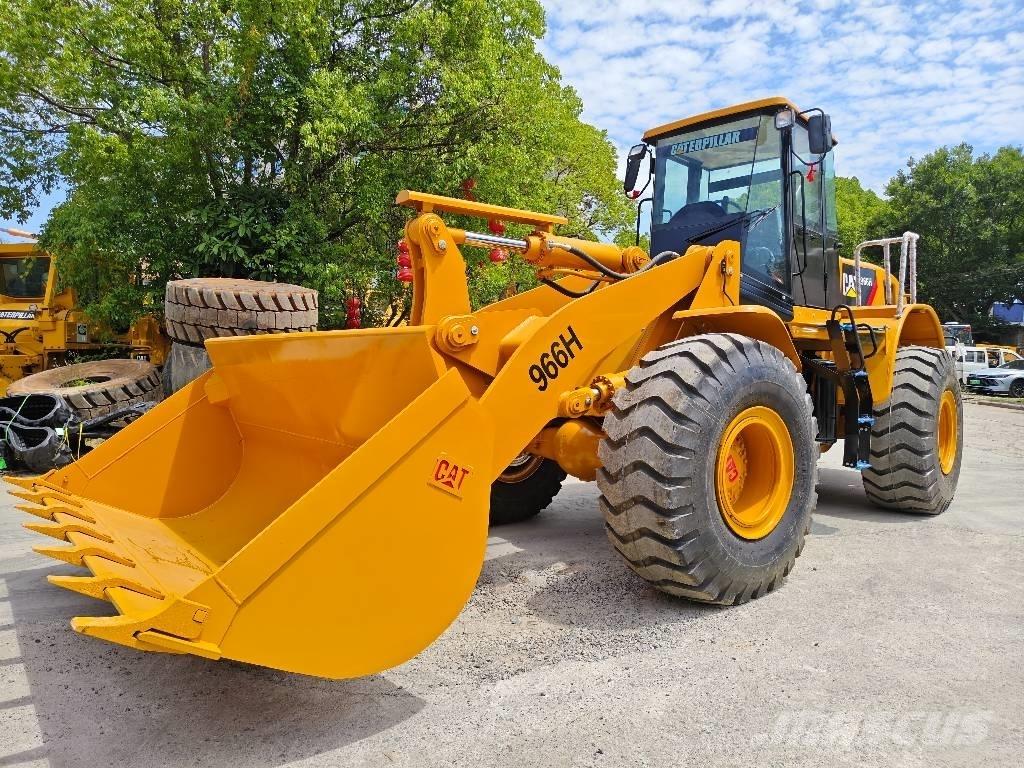 CAT 966 H Kolesové nakladače