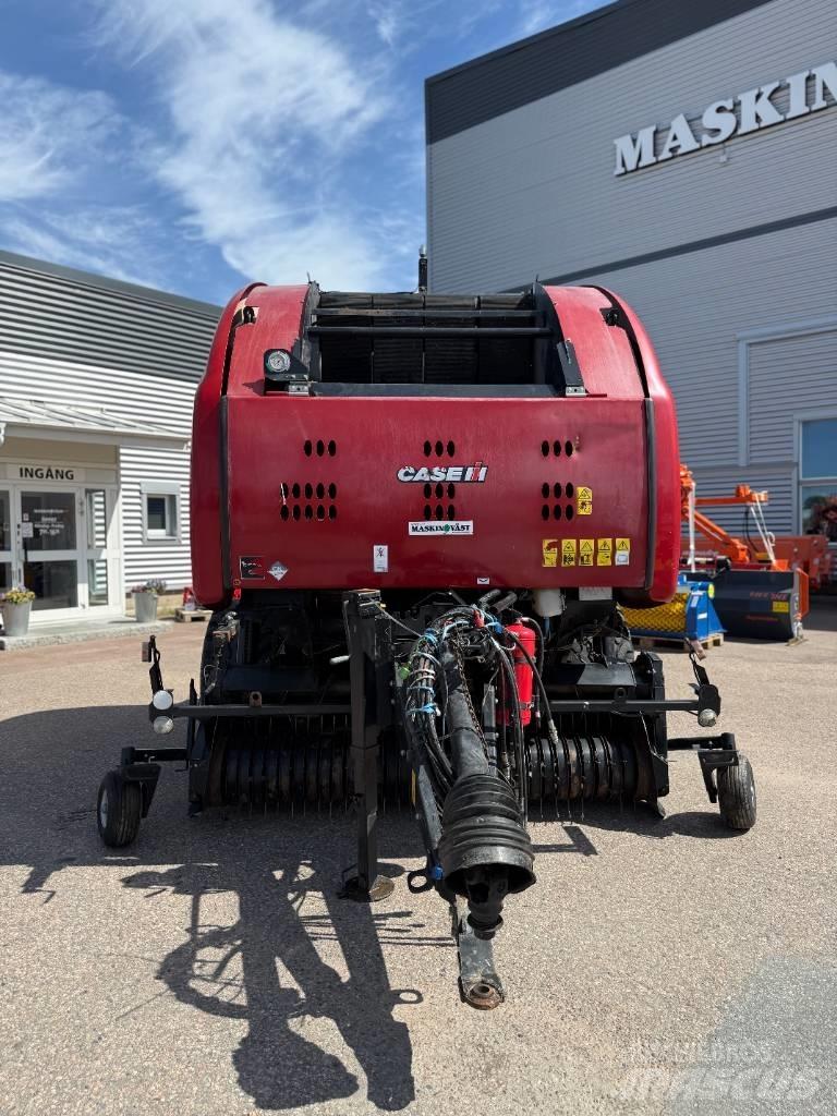 Case IH RB465 Press Lisy na okrúhle balíky