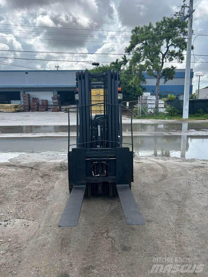 TCM FCG30T7T Kontajnerové manipulátory