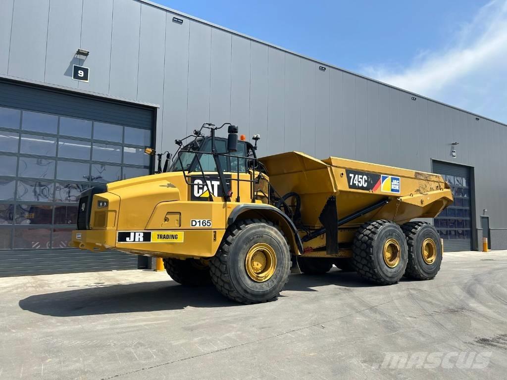 CAT 745 C Kĺbové nákladné autá