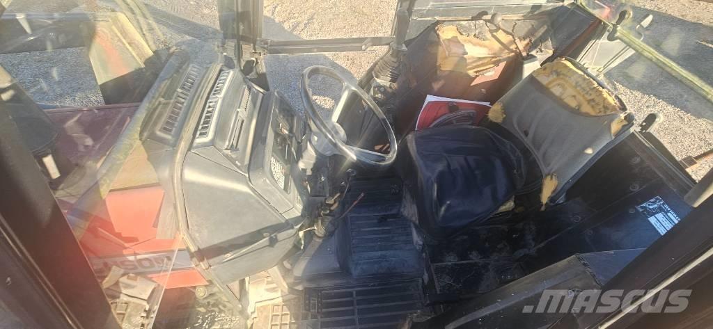 Massey Ferguson 365 Traktory