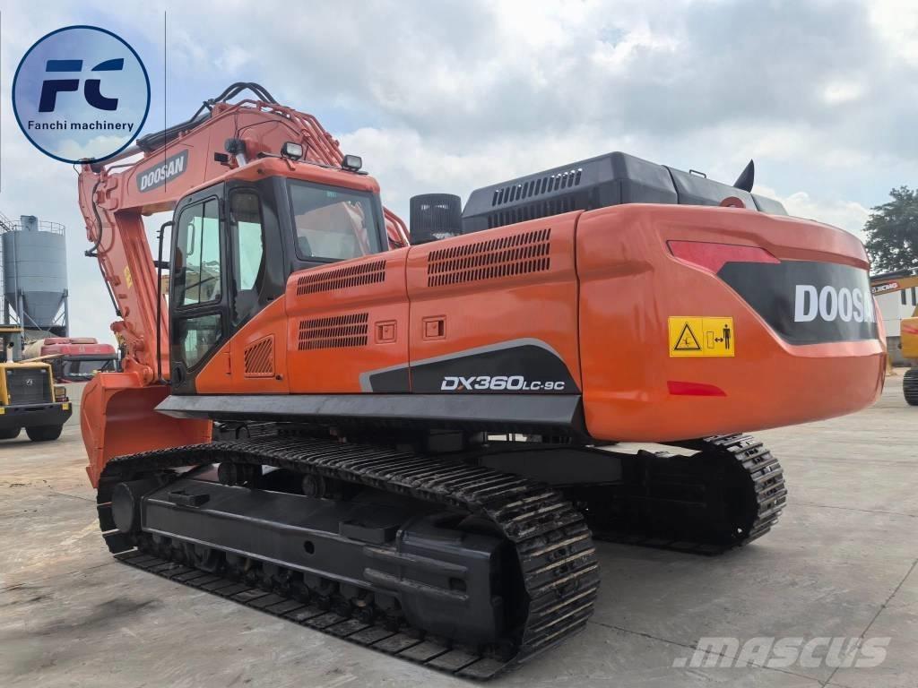 Doosan DX 360 LC Pásové rýpadlá