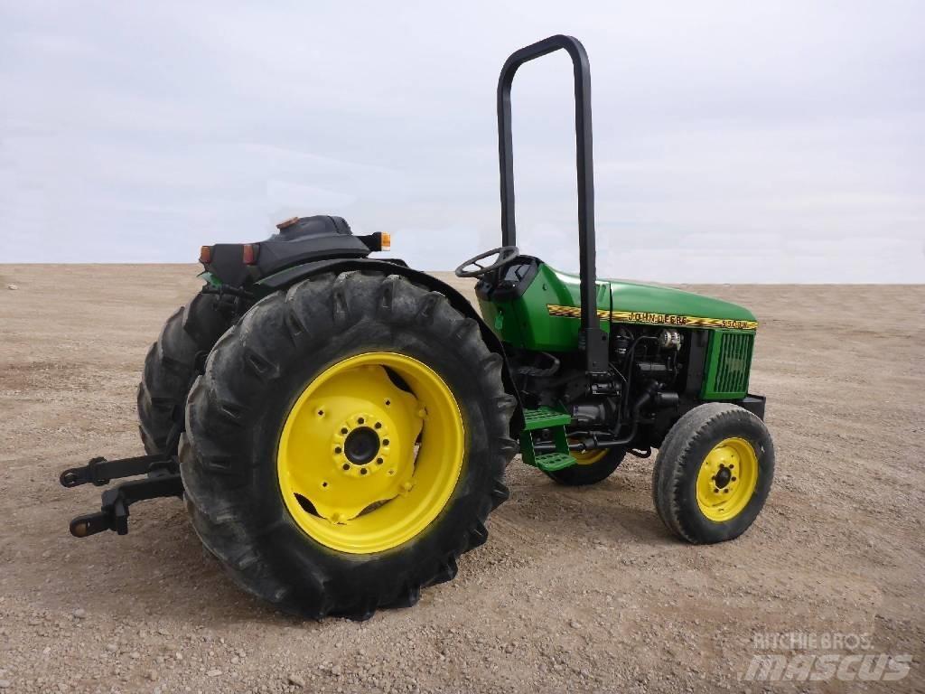 John Deere 5500N Traktory
