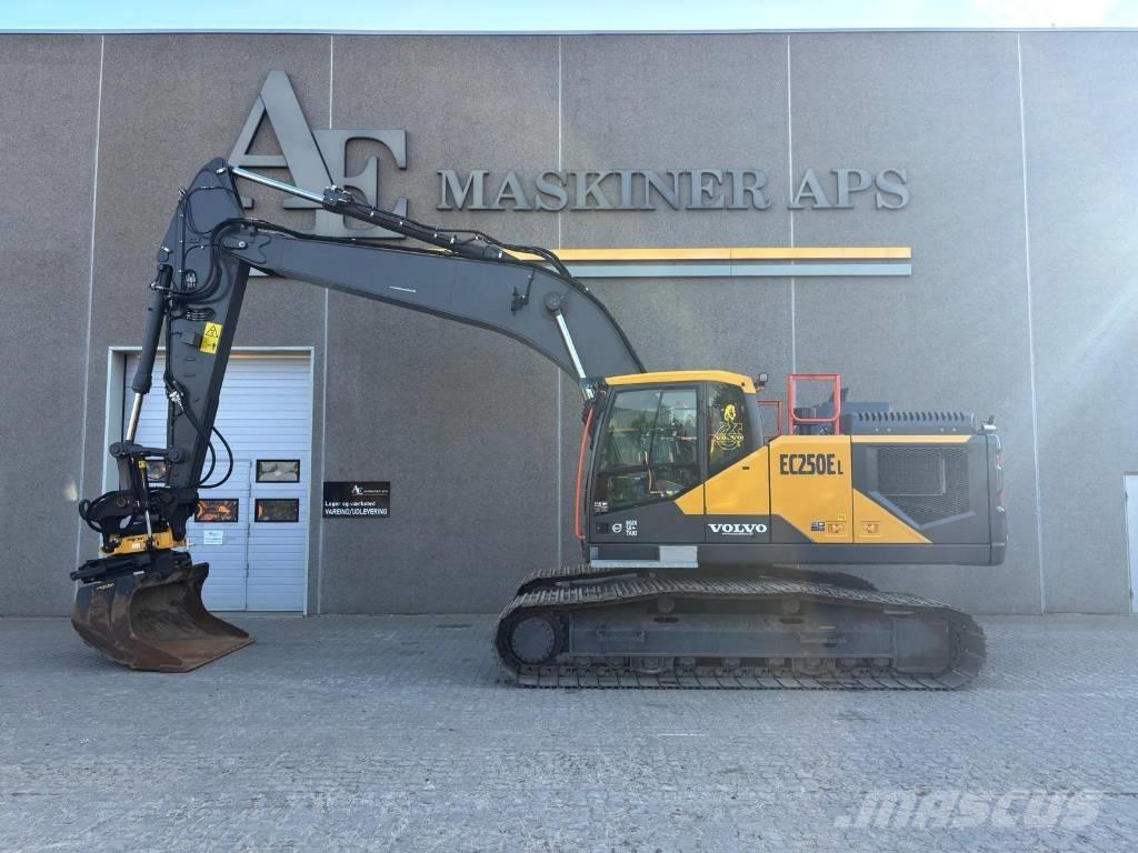 Volvo EC 250 EL Pásové rýpadlá