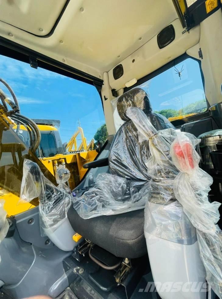 Komatsu PC 138 US Pásové rýpadlá