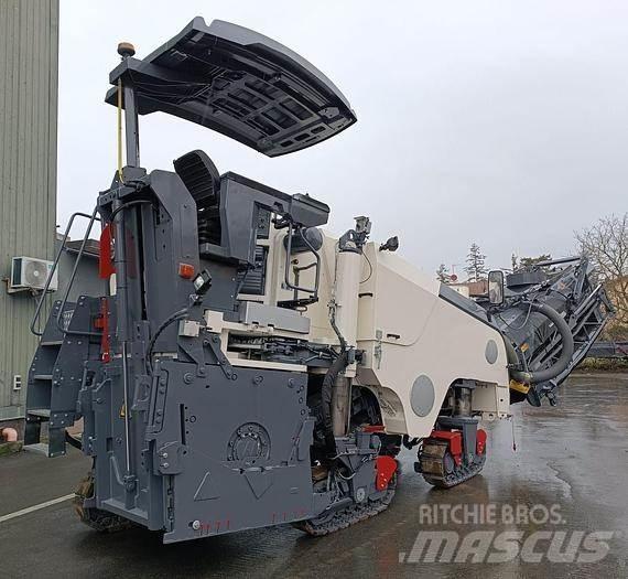 Wirtgen W100 Fi Stroje na výrobu betónových prefabrikátov