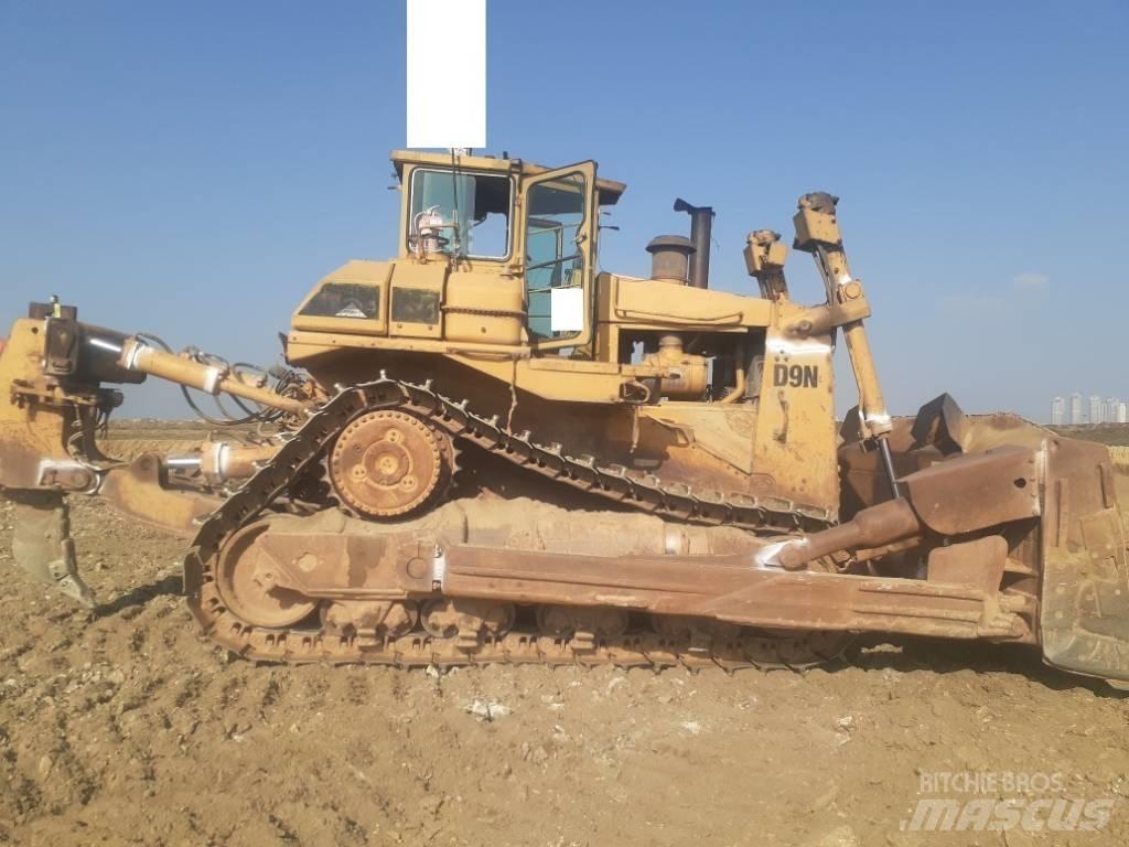 CAT D 9 N Pásové dozéry