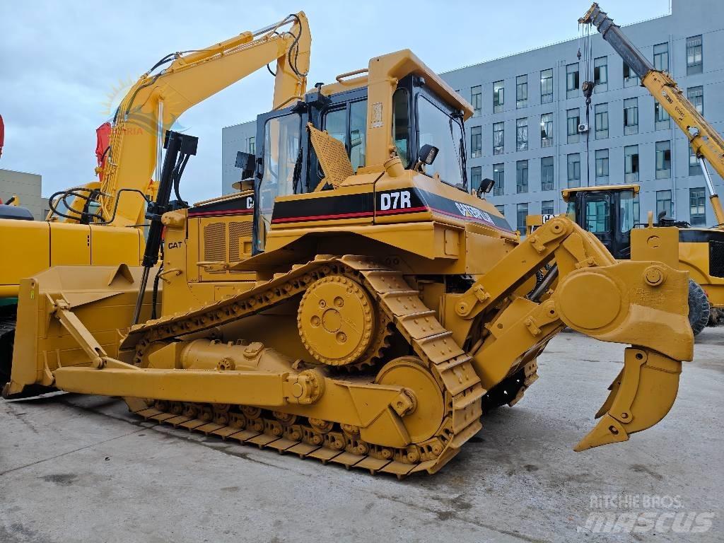 CAT D 7 R Grejdery