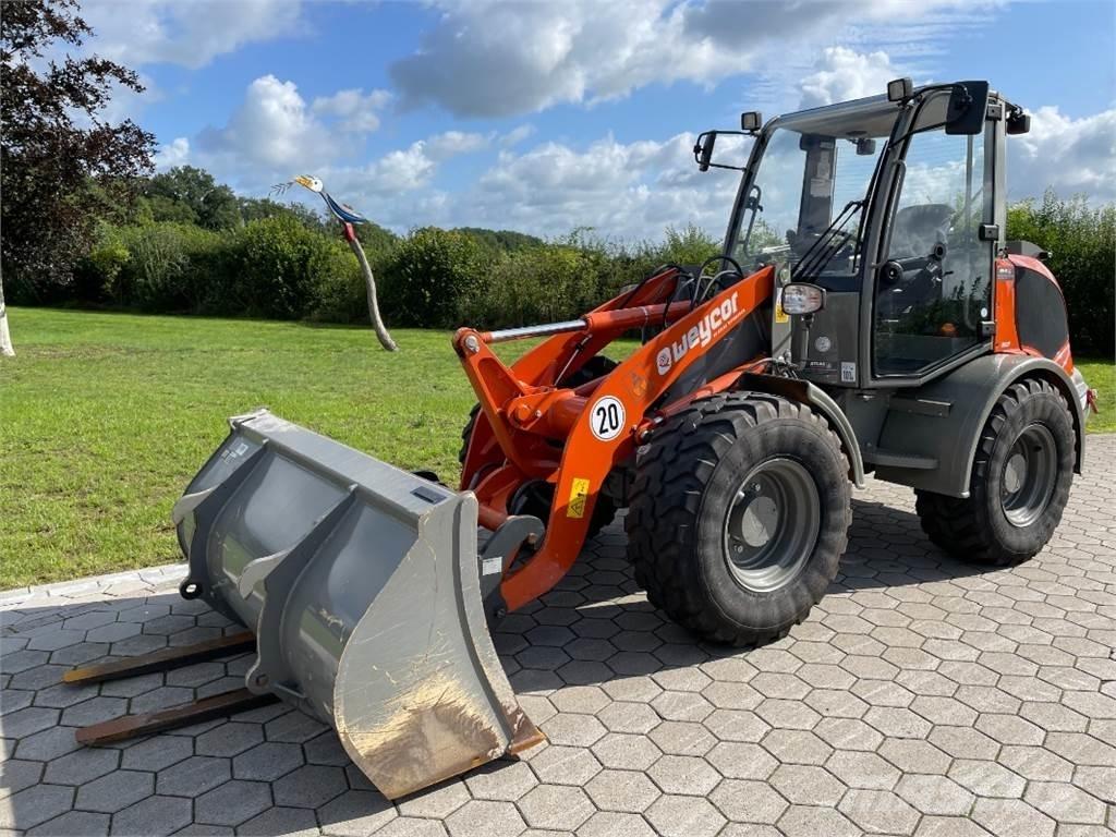 Atlas AR400 Kolesové nakladače