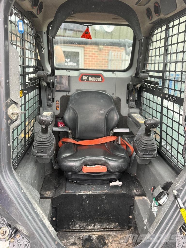 Bobcat T 66 Pásové nakladače