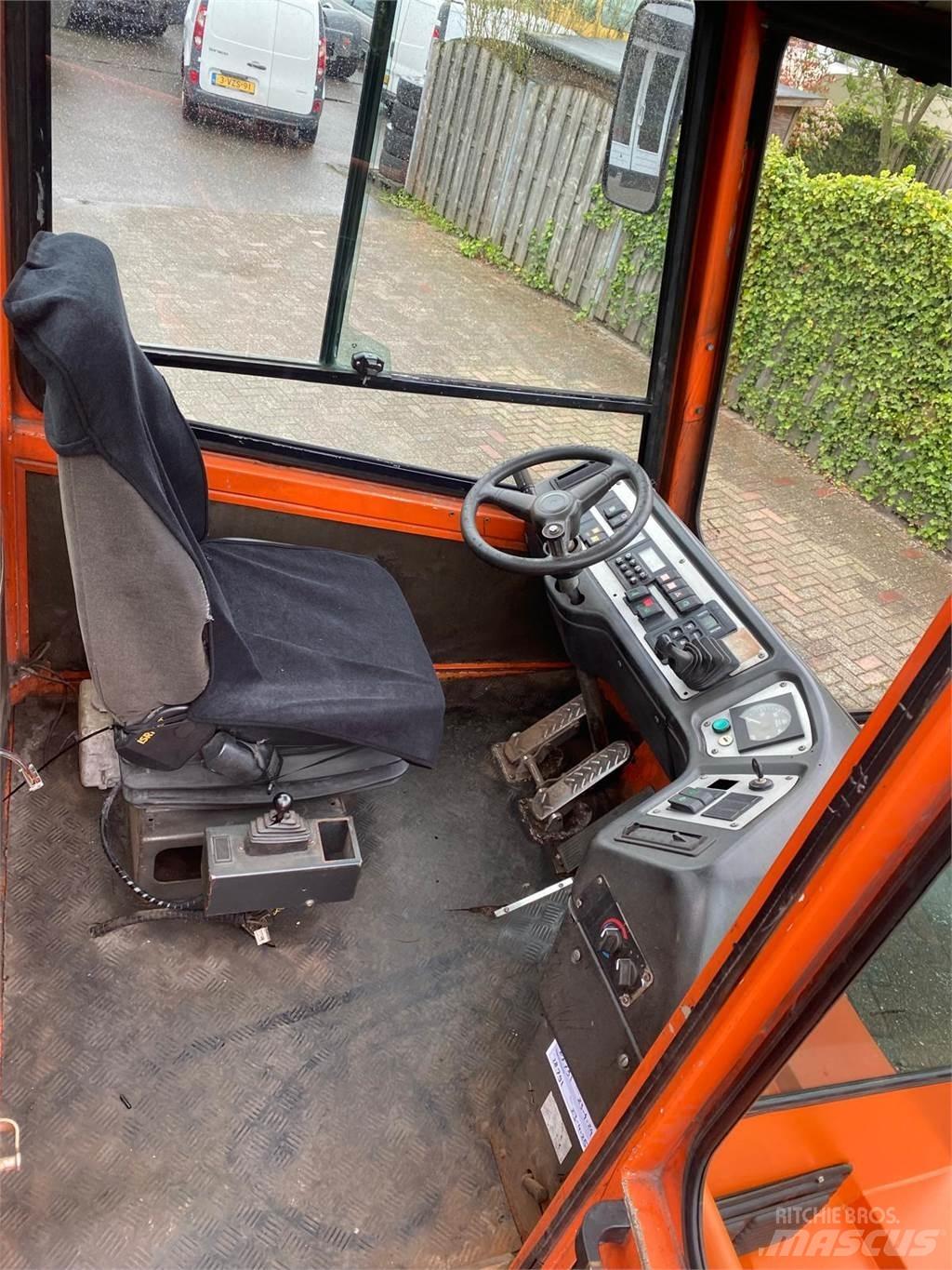 Terberg YT182 Terminálový ťahač