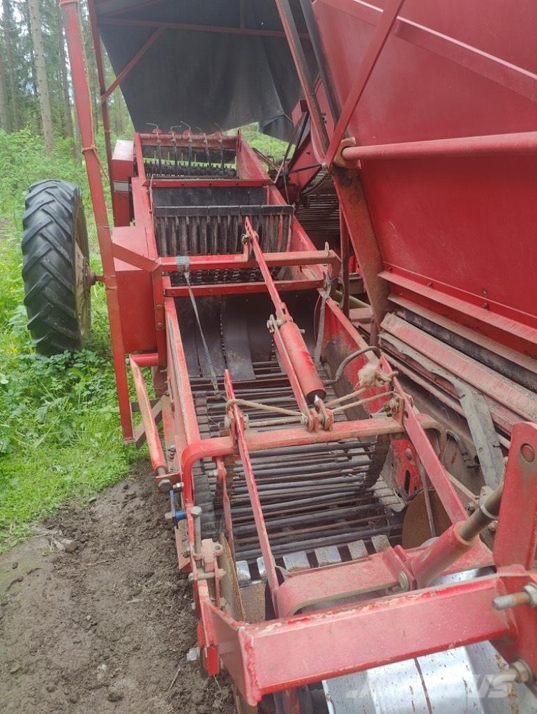 Juko Supermat Zemiakové kombajny