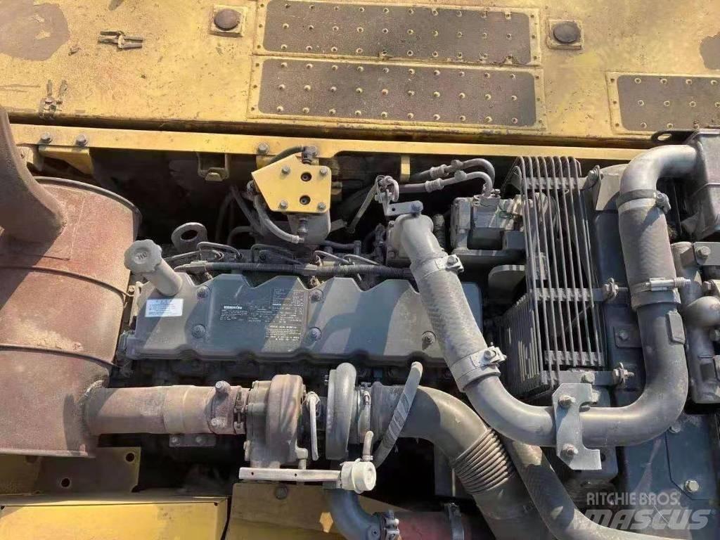 Komatsu pc220-8 Pásové rýpadlá