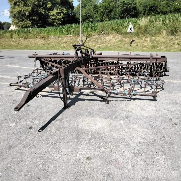 FERJU TRAINÉ Ďalšie stroje na spracovanie pôdy a príslušenstvo
