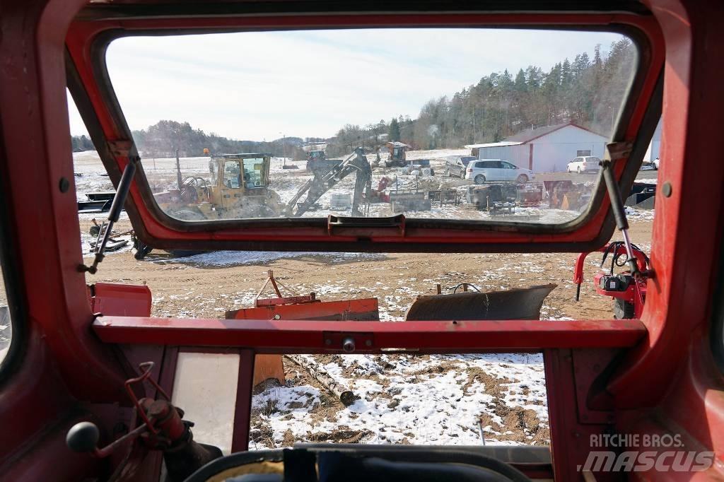 Volvo BM 650  - Traktor Traktory