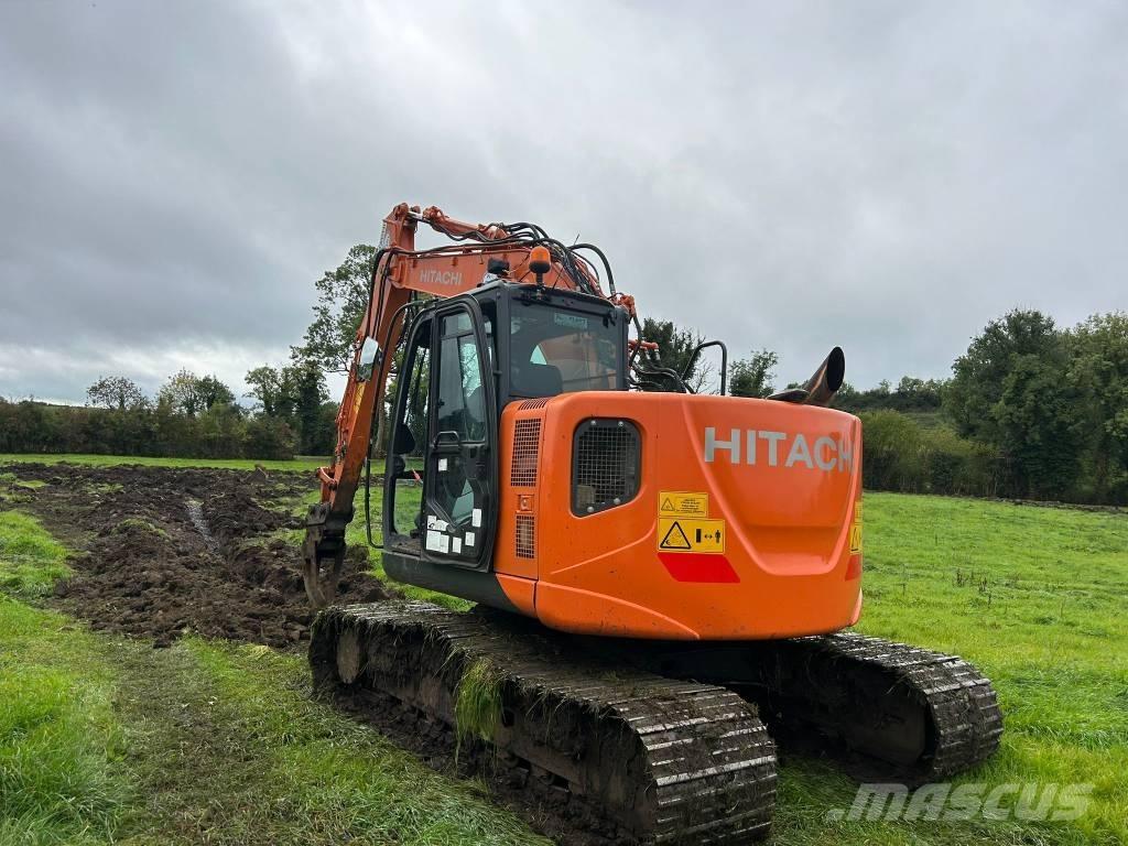 Hitachi ZX135-5 Pásové rýpadlá