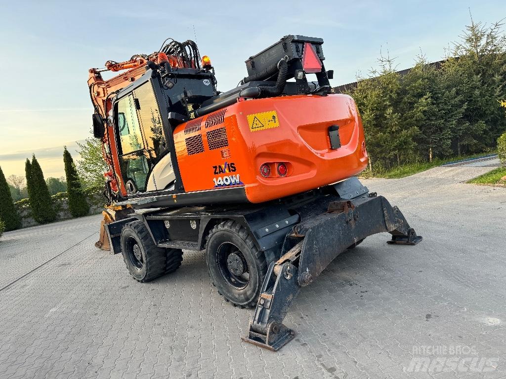 Hitachi ZX 140 W-6 Kolesové rýpadlá