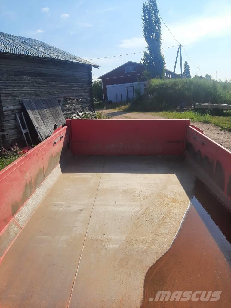 Kire Steel 10 Sklápacie prívesy